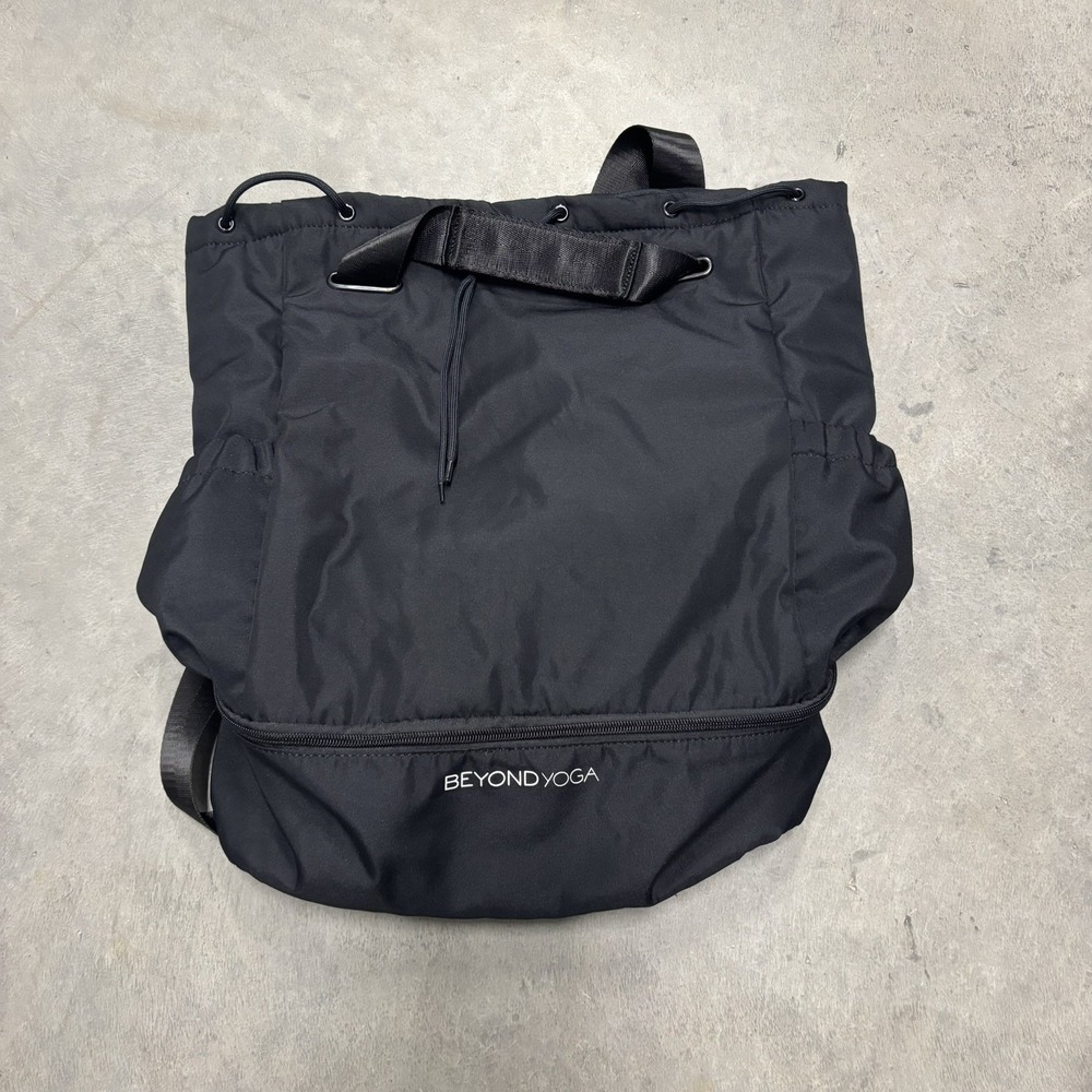 Beyond Yoga‎ Convertible Backpack Black Zipped Pockets Draw String 15in/17in
